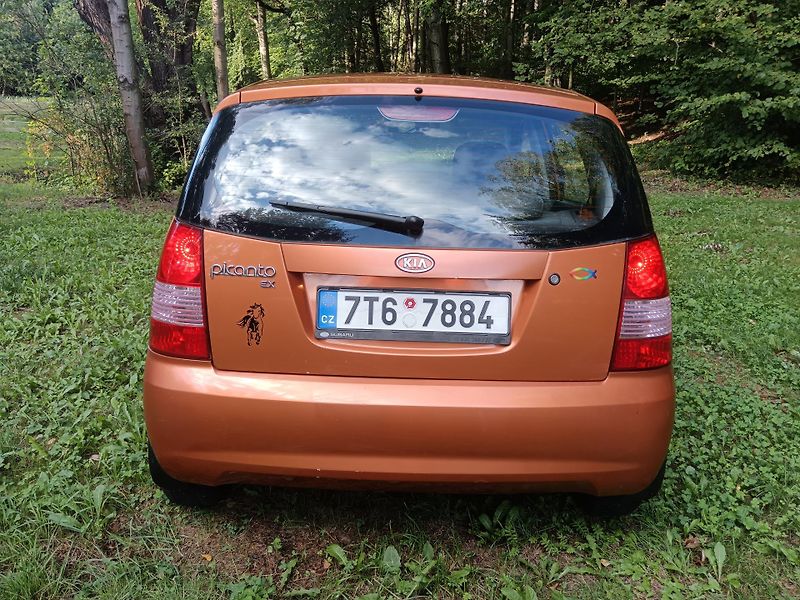 Kia Picanto (2006) - fotka 2 z 13