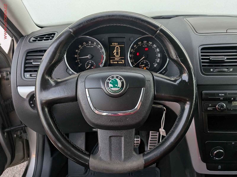 Škoda Yeti (2009) 2.0 TDi, ČR, Klima - fotka 13 z 14