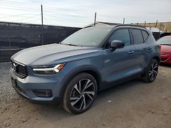 Volvo XC40 (2020) T5 R-DESIGN  - fotografie inzerátu