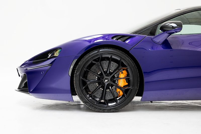 McLaren Ostatní Artura*Servis*B&W*Top stav - fotka 12 z 32