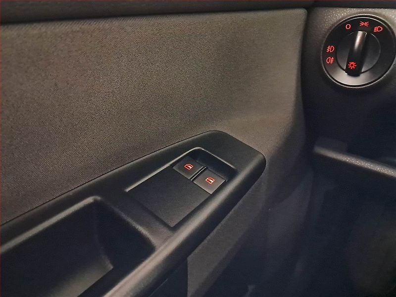 Volkswagen Polo (2008) 1.2, nová STK, za dobrou cenu - fotka 14 z 14