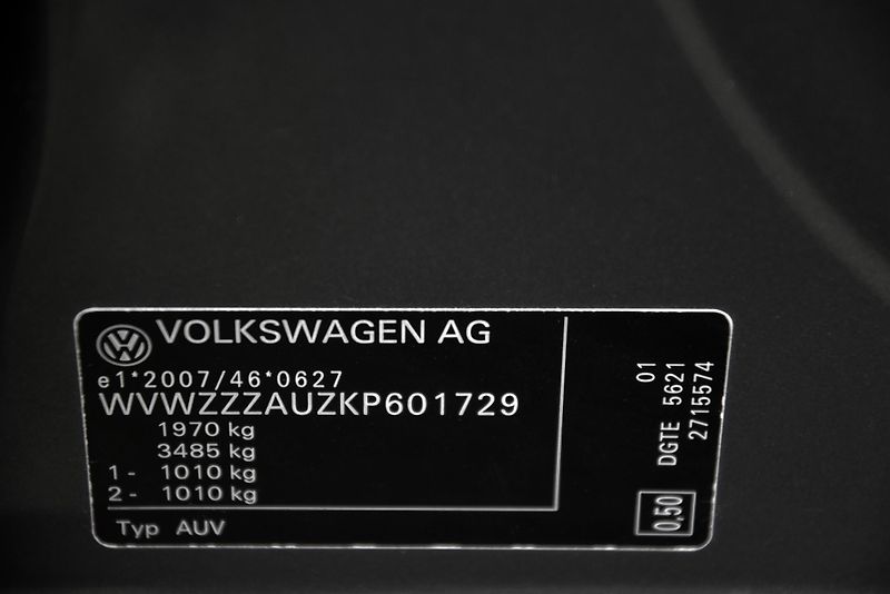 Volkswagen Golf 1.6 TDi CR DSG COMFORTLINE,NAV - fotka 50 z 50