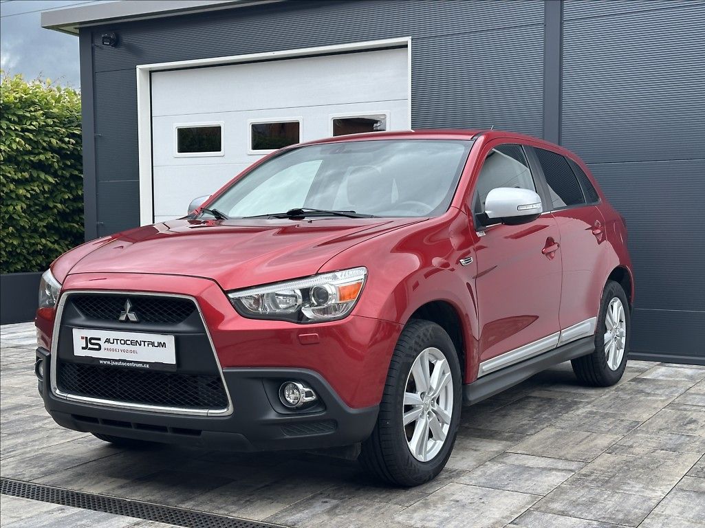 Mitsubishi ASX 1,8 DI-D 150PS  Intense 4x4