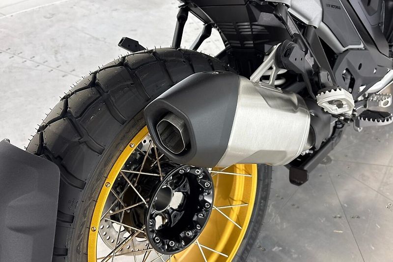 BMW R 1300 GS - fotka 6 z 13