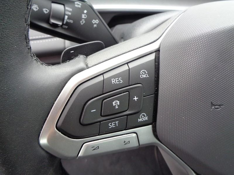 Volkswagen Tayron 2.0TDI DSG 4MOTION LIFE 7 MÍST - fotka 13 z 30