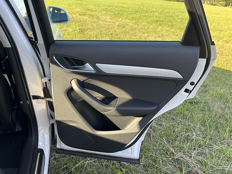 Audi Q3 (2015) 1. majitel - fotka 33 z 39