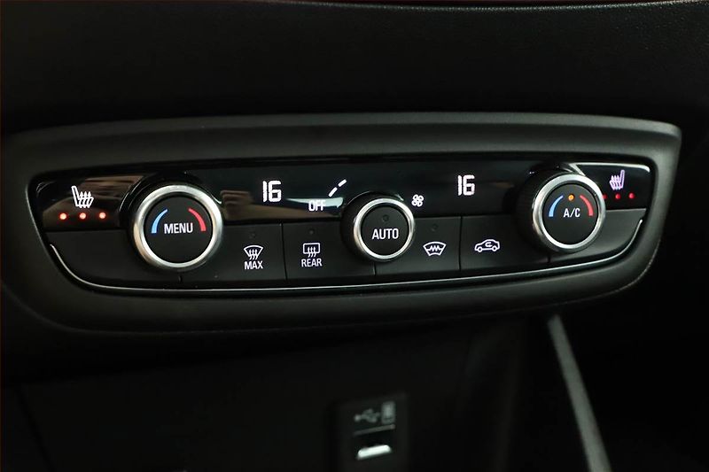 Opel Crossland X (2021) 1.2 Turbo, Serv.kniha, Kůže - fotka 12 z 17