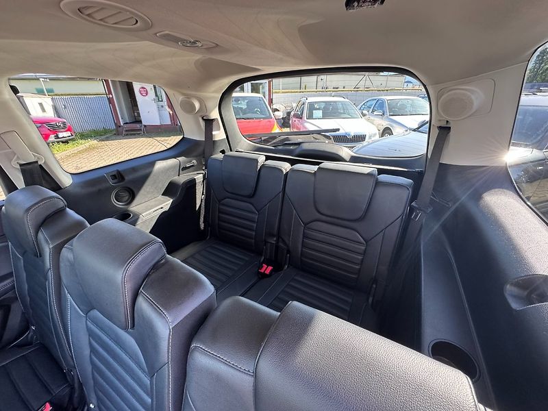Ford Galaxy (2016) 2,0 TDCI 132KW 1. MAJ TITAN 7X - fotka 38 z 50