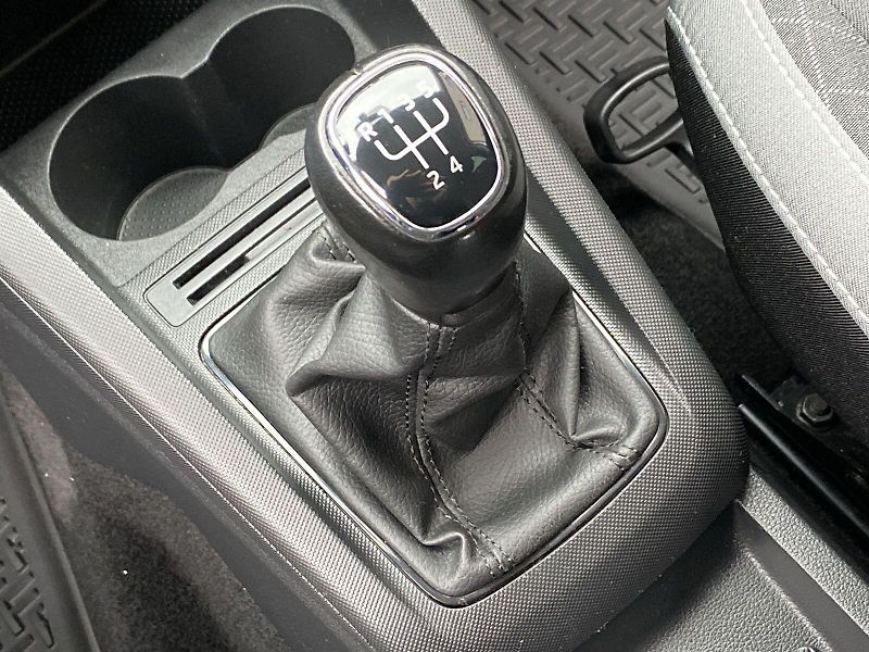 Škoda Fabia (2022) Combi 1.0 TSI Ambition Plus - fotka 14 z 30