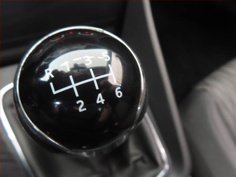 Seat Leon (2013) Style 1.2 TSI, Serv.kniha - fotka 12 z 14