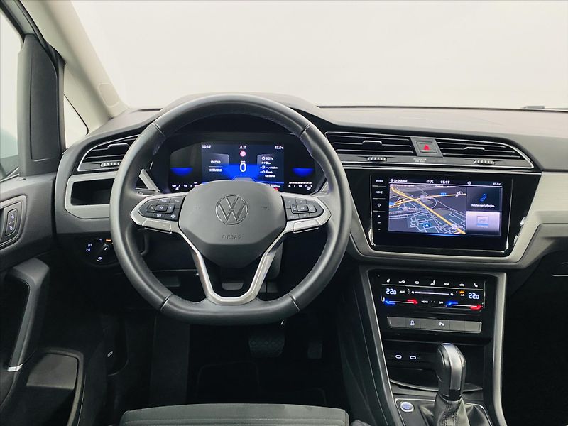 Volkswagen Touran 2,0 TDI DSG 110kW - fotka 10 z 25