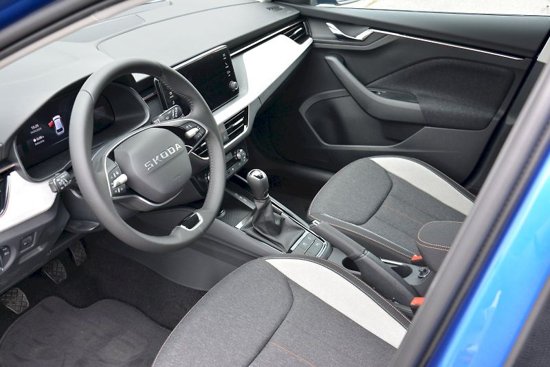 Škoda Scala (2026) Top Selection 1,0 TSI 85 kW 6 - fotka 5 z 21