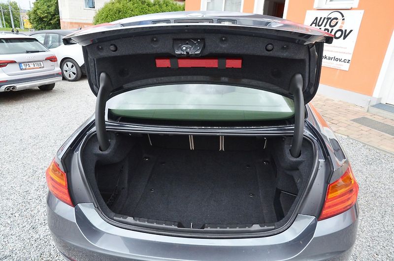 BMW Řada 4 (2015) 435d xDrive 230kW / ČR / LED   - fotka 11 z 43