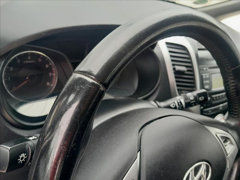 Hyundai ix20 1,4i16V 66 kW - fotka 40 z 48