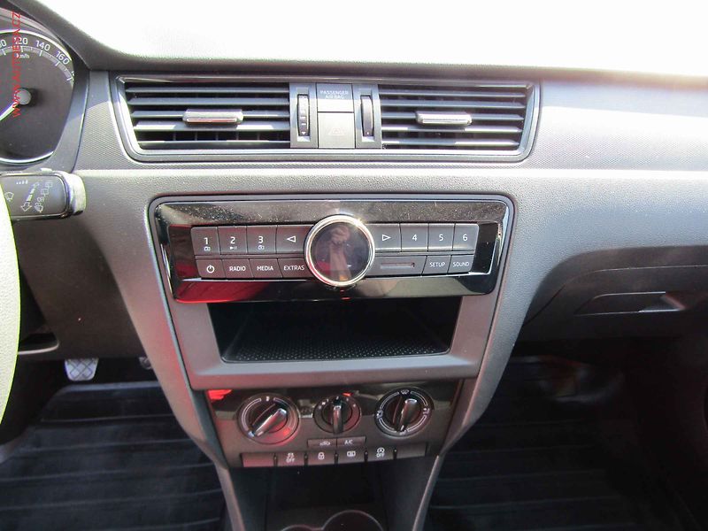 Škoda Rapid (2018) 1.0 TSi, ČR, Active - fotka 12 z 15