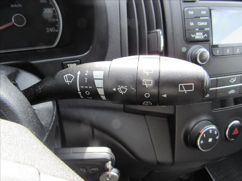 Hyundai i30 1,4 i 80kW Combi - fotka 19 z 27