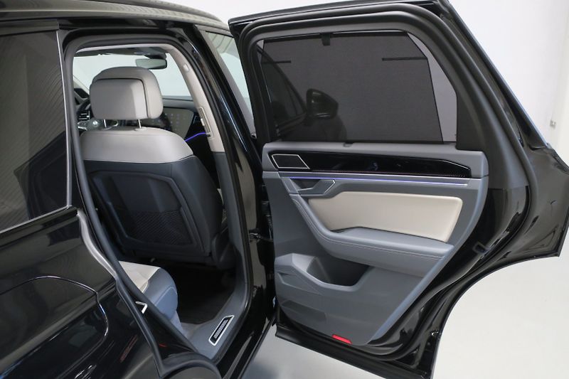 Volkswagen Touareg (2024) R-LINE 3,0TDI 210kW TOP VÝBAVA - fotka 40 z 50