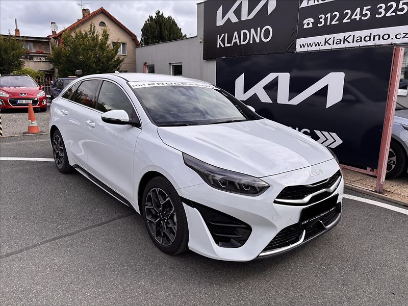 Kia ProCeed (2025) 1,5 T-GDI GPF 7DCT GT-LINE PLU - fotka 2 z 8