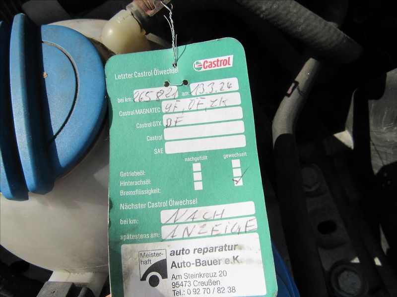Volkswagen Golf 1,4 i 59kW - fotka 26 z 29