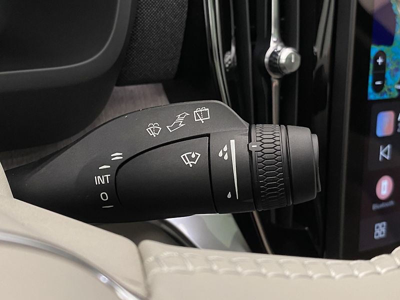 Volvo XC90 (2026) T8 AWD RECHARGE DARK ULTRA - fotka 34 z 79