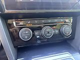 Volkswagen Passat 2.0TDI 110KW HIGHLINE DSG LED - náhled 23