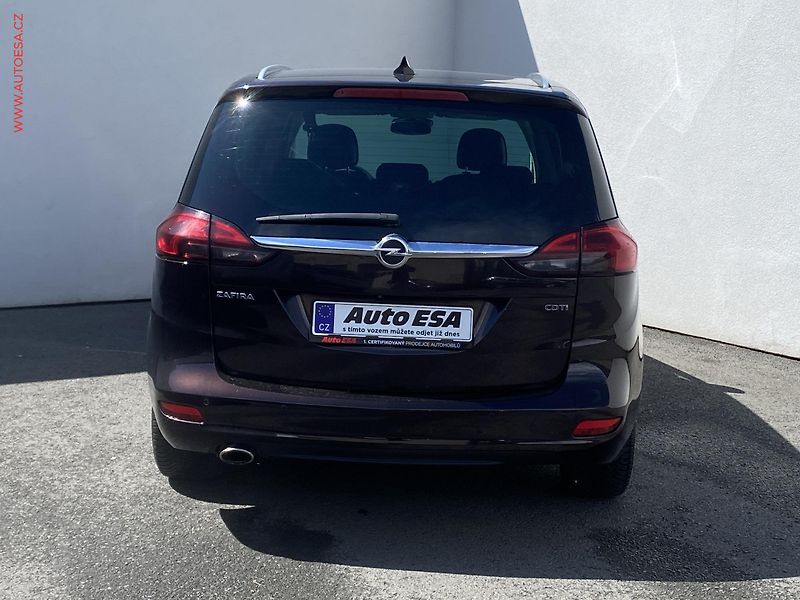 Opel Zafira (2017) 2.0 CDTi, AT, navi, park - fotka 5 z 18