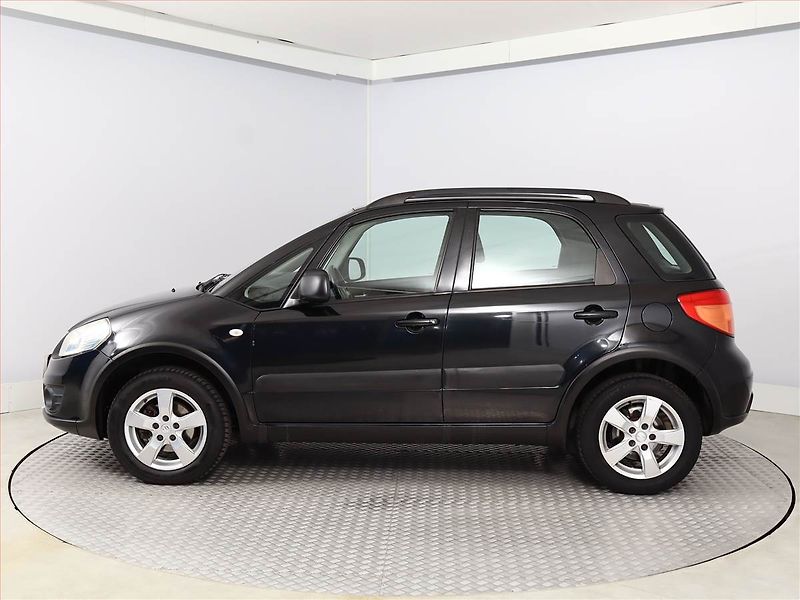Suzuki SX4 (2011) 1.6 VVT, 4X4, Vyhř. sedaček - fotka 3 z 13