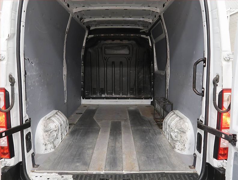 Renault Master (2021) 2.3 dCi 135, L2H2, 1.0t, 1Maj - fotka 12 z 18