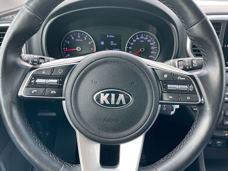 Kia Sportage (2019) 1.6GDi Exclusive! ČR+1.maj.! - fotka 26 z 35