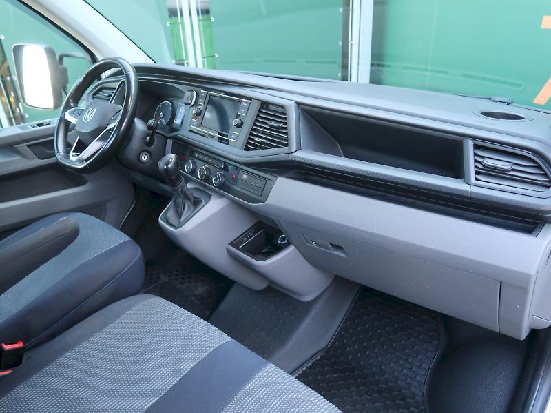 Volkswagen Transporter (2023) 2.0 TDI 150 kW DSG ODTAHOVKA - fotka 15 z 30