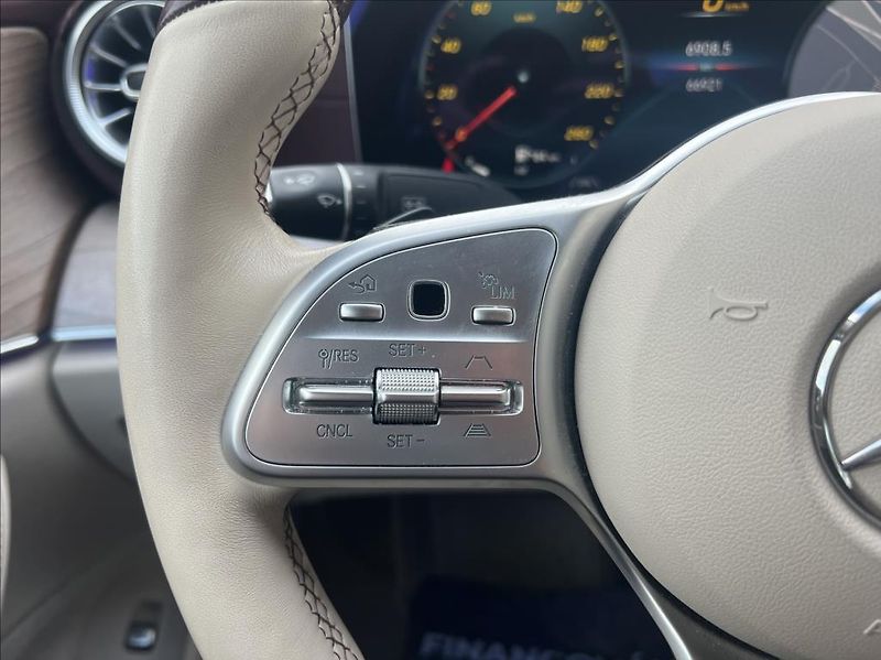 Mercedes-Benz CLS 400d 4M,Designo,HUD,ACC,1.Maj - fotka 17 z 35