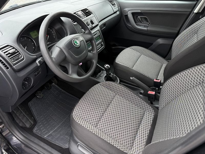 Škoda Roomster 1.2TSi 63kW - fotka 9 z 16