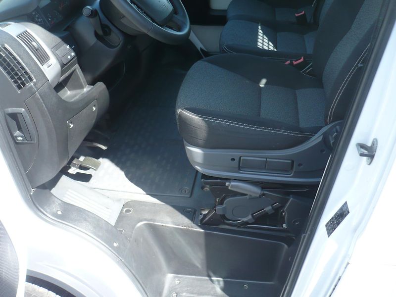 Fiat Ducato 2.3JTD 96Kw DPH Valník Klima  - fotka 12 z 22