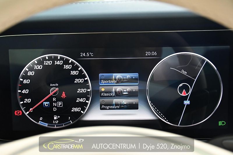 Mercedes-Benz Třídy E 400 4MATIC AMG ACC ČR HUD - fotka 28 z 53