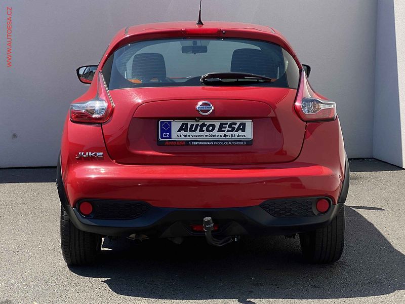 Nissan Juke (2017) 1.6 i, 1.maj,ČR, STK2/28, ČR - fotka 5 z 16