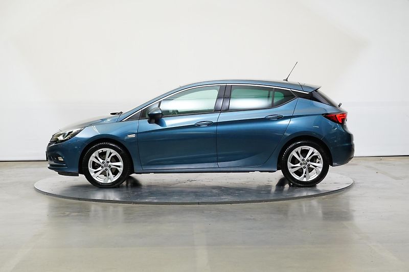 Opel Astra - fotka 3 z 26