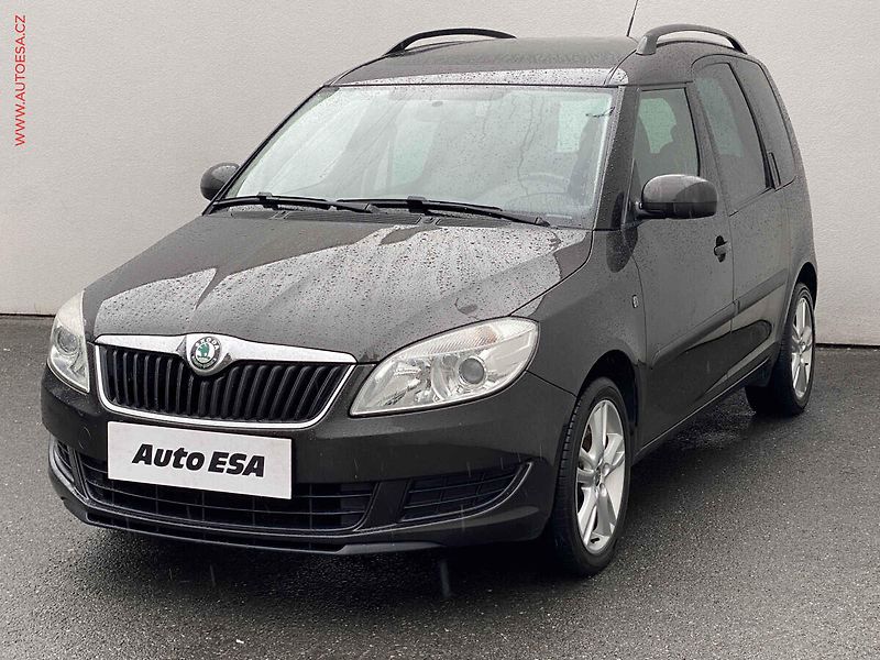 Škoda Roomster (2011) 1.2 TSi, Style Plus, panor, - fotka 3 z 17