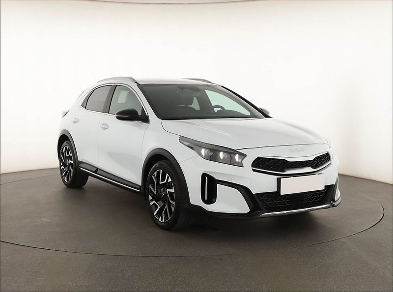 Kia XCeed (2025) 1.6 T-GDI - fotka 1 z 17