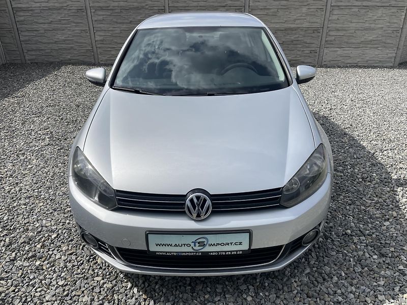 Volkswagen Golf 1.6TDi 105PS  6 HIGHLINE TOP!! - fotka 90 z 176