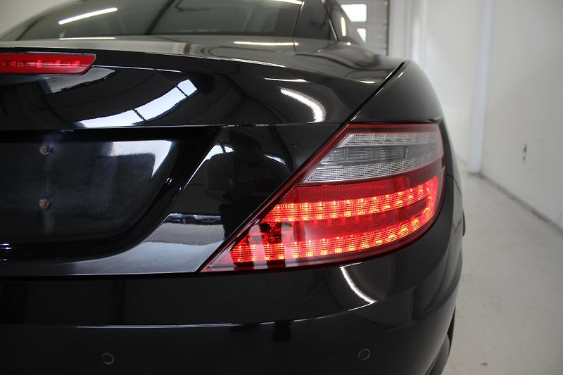 Mercedes-Benz SLK (2015) SLK350 3,5 AUTOMAT - fotka 9 z 37