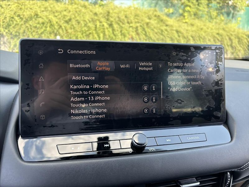 Nissan Qashqai 1,3 i AT N-Connecta - fotka 23 z 43