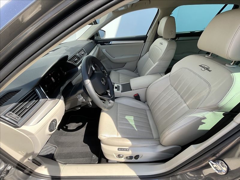 Škoda Superb 2,0 TSI 4x4 Combi L&K WEBA - fotka 4 z 24