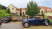 Pálavský Oldtimer přilákal na Břeclavsko desítky elegantních veteránů