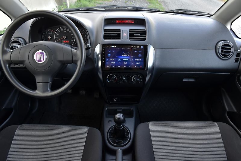 Fiat Sedici 1.6 16V 4X4, KLIMA, NAVI, BT - fotka 33 z 44