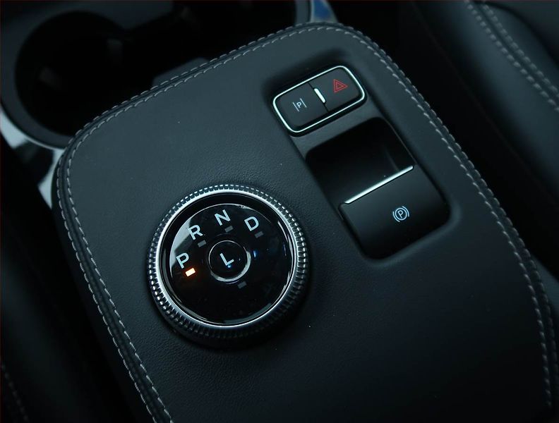 Ford Mustang Mach-E (2021) Standard Range RWD, SoH 94% - fotka 13 z 25