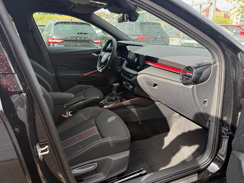 Škoda Fabia Monte Carlo 1,5 TSI 110 kW DSG - fotka 9 z 22