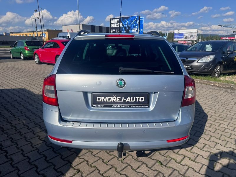 Škoda Octavia (2009) 1,6 TDI 77 KW FACELIFT TAŽNÉ - fotka 4 z 50