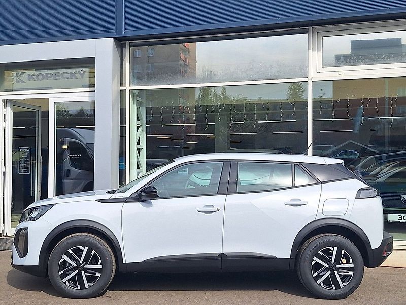 Peugeot 2008 (2026) STYLE 1.2 TURBO 100k MAN6 - fotka 3 z 22