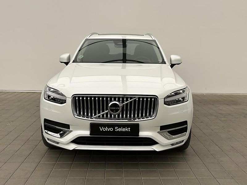 Volvo XC90 2.0 B5 4x4 ULTIMATE - fotka 9 z 35