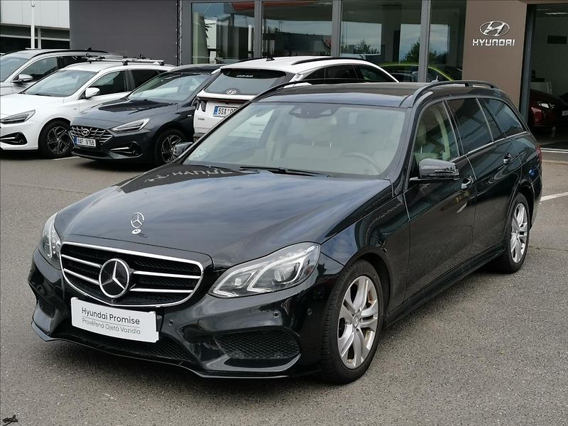 Mercedes-Benz Třídy E 3,0 E350 BlueTEC T Avantgarde - fotka 2 z 19